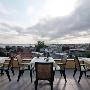 3* Hotel Magnificent